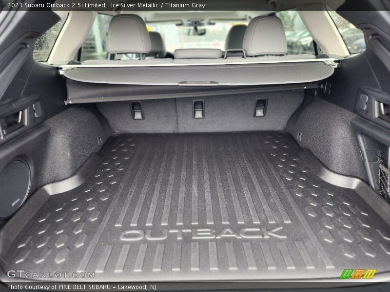 Ice Silver Metallic / Titanium Gray 2023 Subaru Outback 2.5i Limited