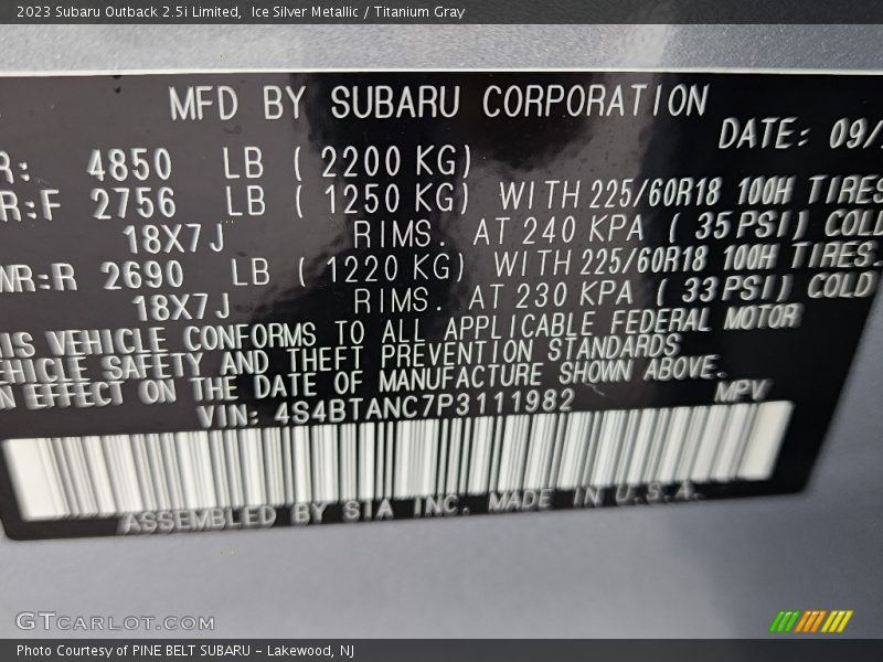 Ice Silver Metallic / Titanium Gray 2023 Subaru Outback 2.5i Limited
