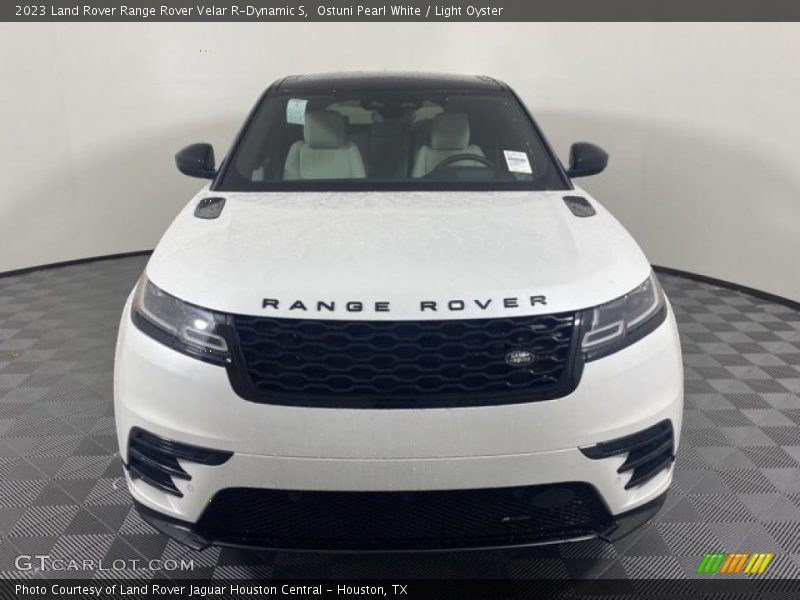 Ostuni Pearl White / Light Oyster 2023 Land Rover Range Rover Velar R-Dynamic S