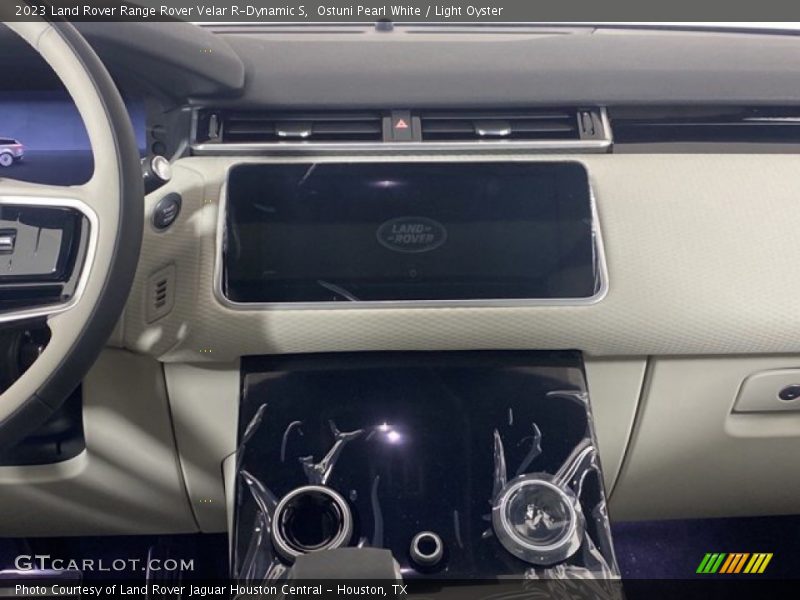Ostuni Pearl White / Light Oyster 2023 Land Rover Range Rover Velar R-Dynamic S