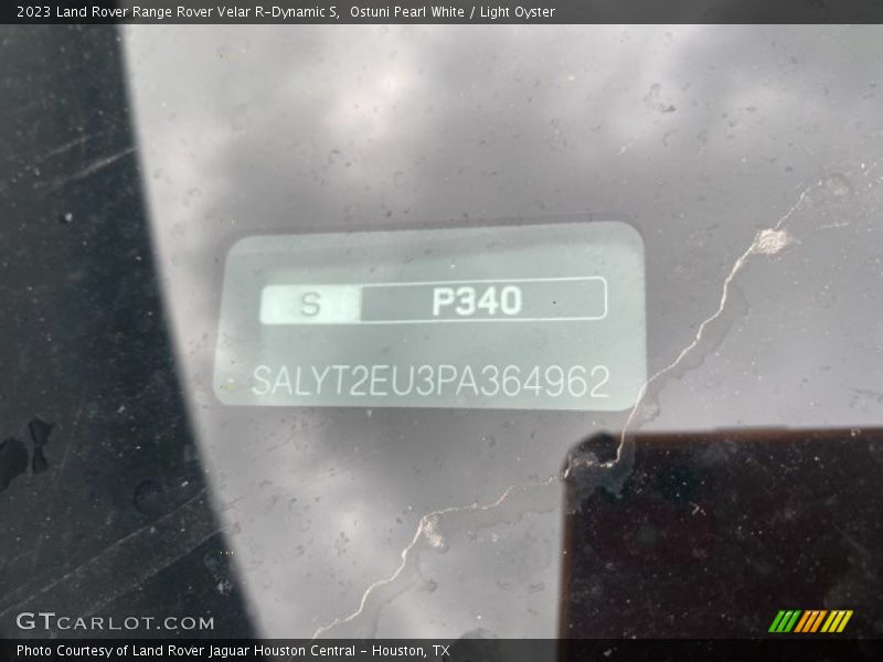 Ostuni Pearl White / Light Oyster 2023 Land Rover Range Rover Velar R-Dynamic S
