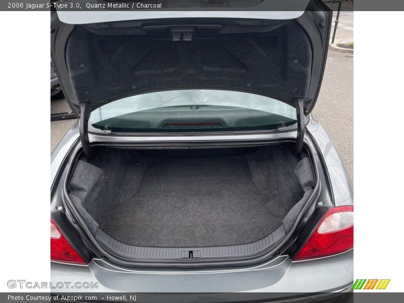 Quartz Metallic / Charcoal 2006 Jaguar S-Type 3.0
