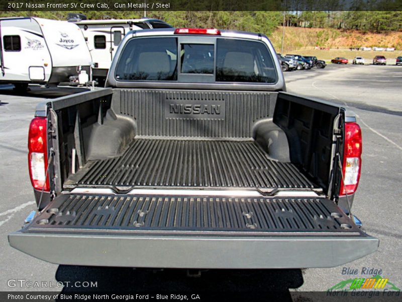 Gun Metallic / Steel 2017 Nissan Frontier SV Crew Cab