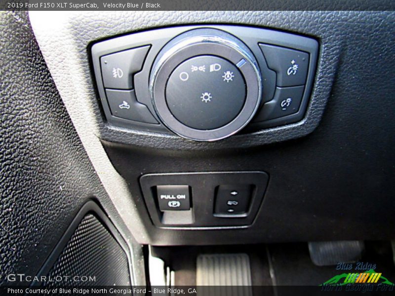 Velocity Blue / Black 2019 Ford F150 XLT SuperCab