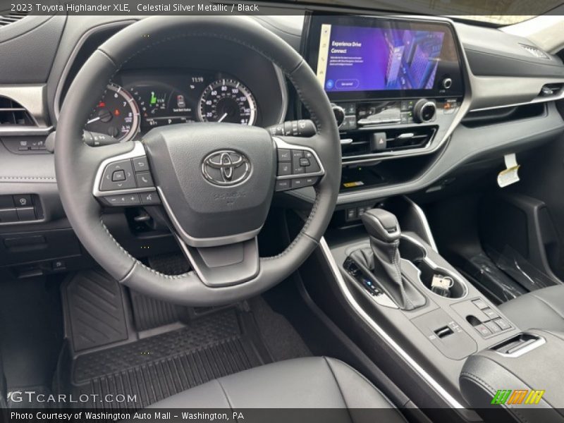 Celestial Silver Metallic / Black 2023 Toyota Highlander XLE