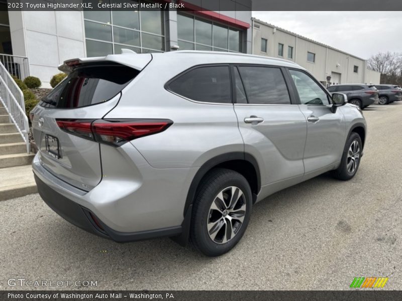 Celestial Silver Metallic / Black 2023 Toyota Highlander XLE