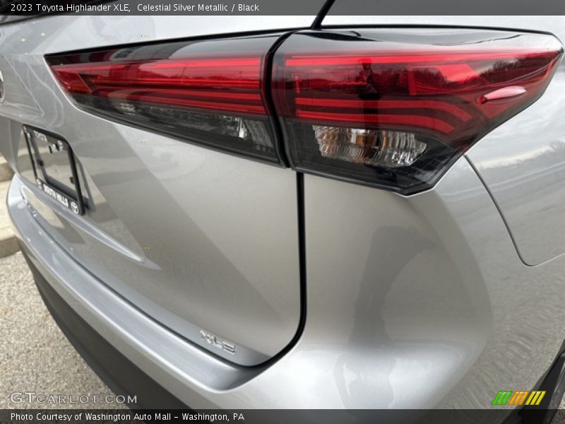 Celestial Silver Metallic / Black 2023 Toyota Highlander XLE