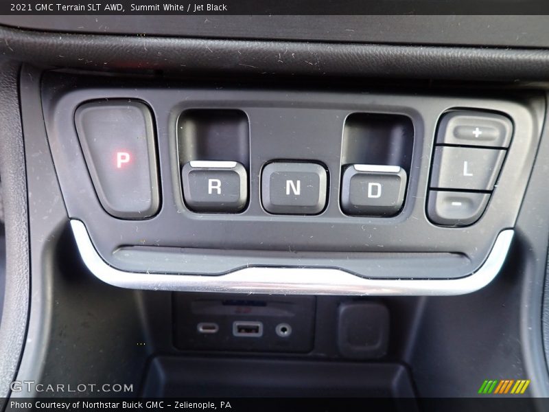 Summit White / Jet Black 2021 GMC Terrain SLT AWD