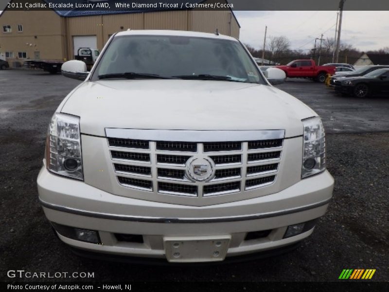 White Diamond Tricoat / Cashmere/Cocoa 2011 Cadillac Escalade Luxury AWD