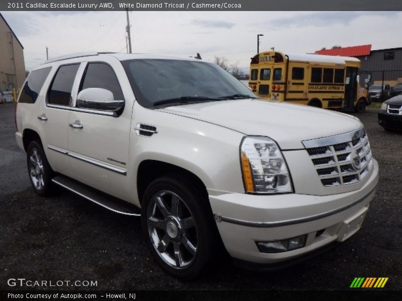 White Diamond Tricoat / Cashmere/Cocoa 2011 Cadillac Escalade Luxury AWD