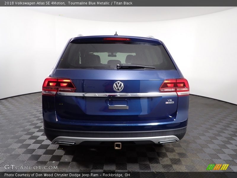 Tourmaline Blue Metallic / Titan Black 2018 Volkswagen Atlas SE 4Motion