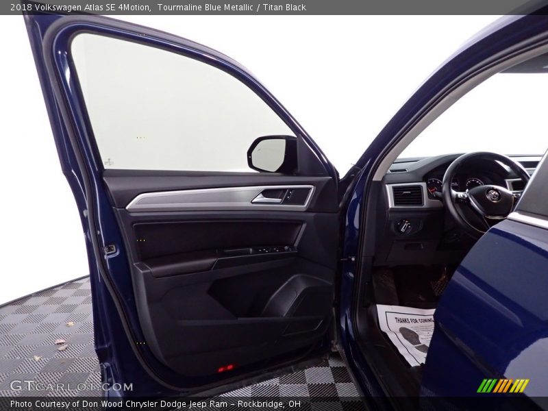 Tourmaline Blue Metallic / Titan Black 2018 Volkswagen Atlas SE 4Motion