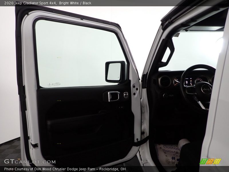 Bright White / Black 2020 Jeep Gladiator Sport 4x4