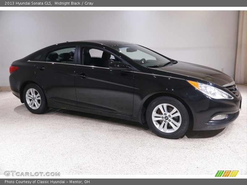 Midnight Black / Gray 2013 Hyundai Sonata GLS