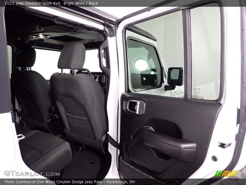 Bright White / Black 2020 Jeep Gladiator Sport 4x4