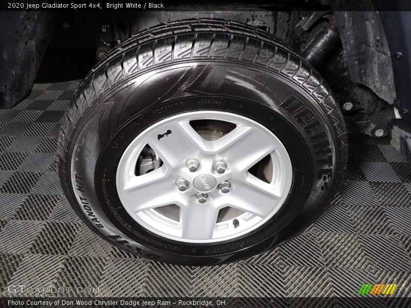 Bright White / Black 2020 Jeep Gladiator Sport 4x4