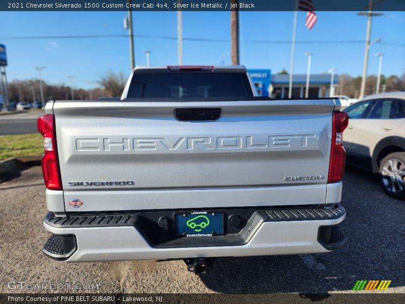 Silver Ice Metallic / Jet Black 2021 Chevrolet Silverado 1500 Custom Crew Cab 4x4