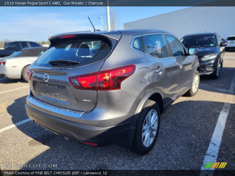 Gun Metallic / Charcoal 2019 Nissan Rogue Sport S AWD