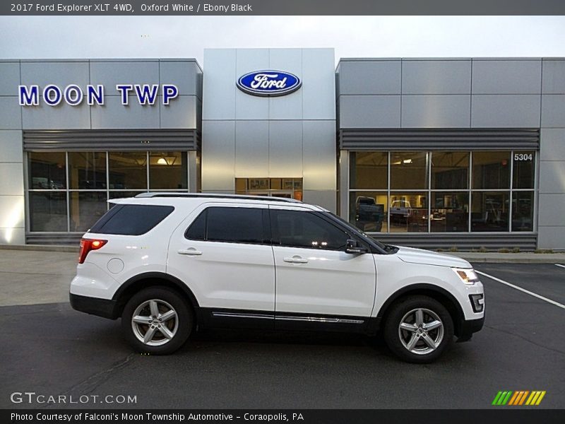 Oxford White / Ebony Black 2017 Ford Explorer XLT 4WD