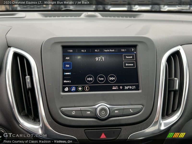 Midnight Blue Metallic / Jet Black 2020 Chevrolet Equinox LT