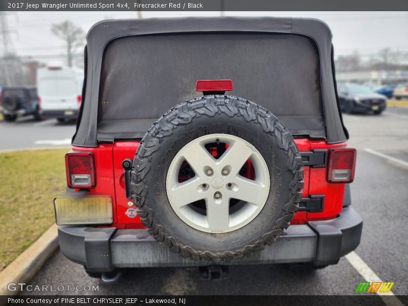 Firecracker Red / Black 2017 Jeep Wrangler Unlimited Sport 4x4