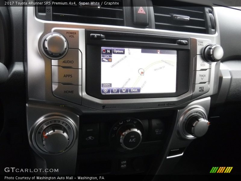 Super White / Graphite 2017 Toyota 4Runner SR5 Premium 4x4