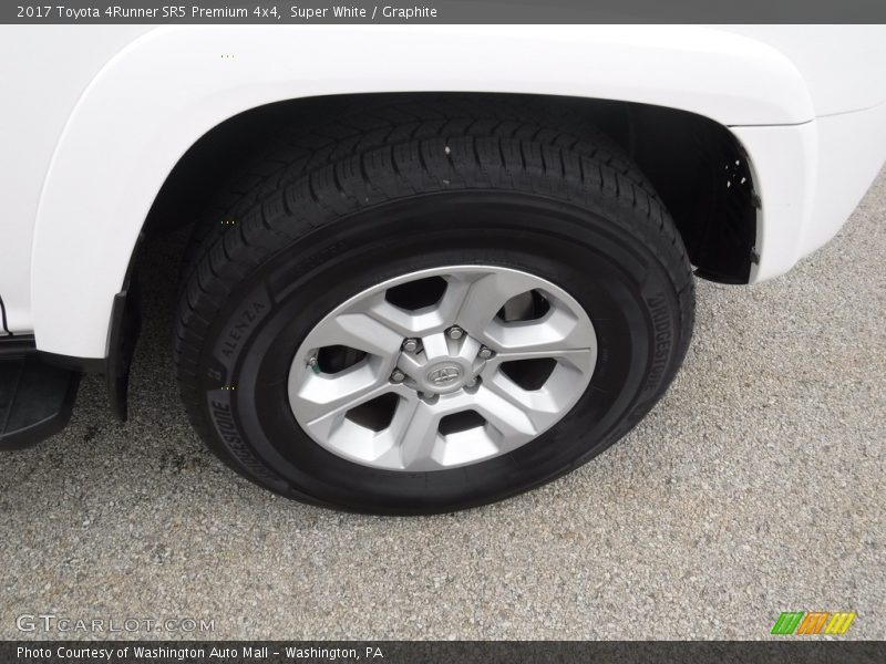 Super White / Graphite 2017 Toyota 4Runner SR5 Premium 4x4
