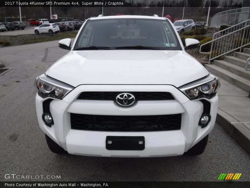 Super White / Graphite 2017 Toyota 4Runner SR5 Premium 4x4