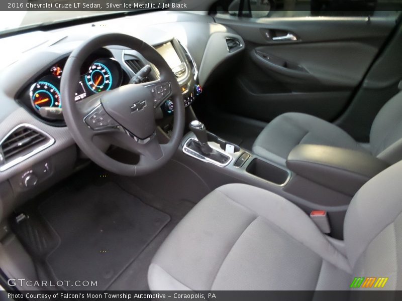 Silver Ice Metallic / Jet Black 2016 Chevrolet Cruze LT Sedan