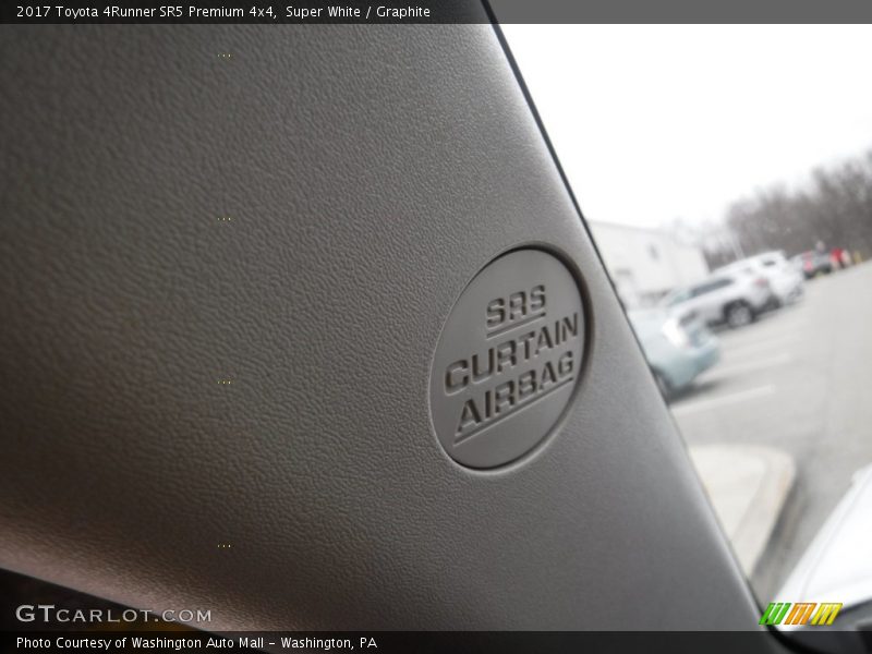 Super White / Graphite 2017 Toyota 4Runner SR5 Premium 4x4