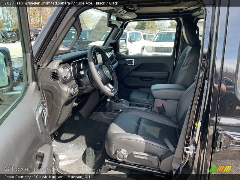 Black / Black 2023 Jeep Wrangler Unlimited Sahara Altitude 4x4