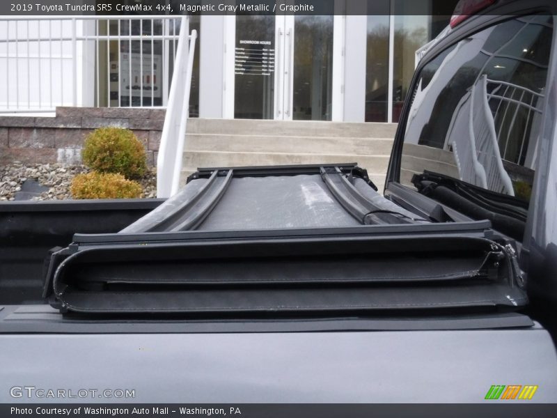 Magnetic Gray Metallic / Graphite 2019 Toyota Tundra SR5 CrewMax 4x4