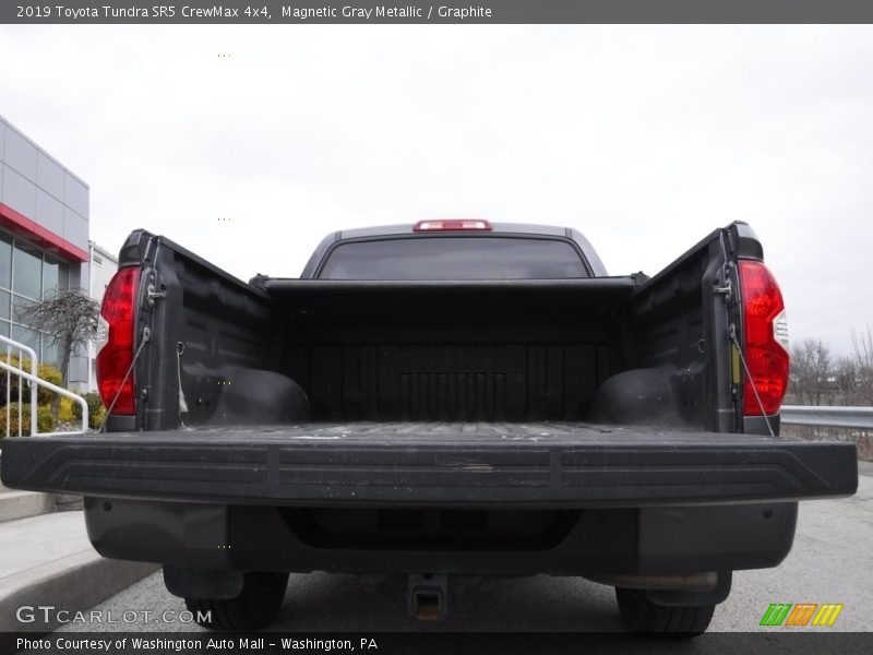 Magnetic Gray Metallic / Graphite 2019 Toyota Tundra SR5 CrewMax 4x4