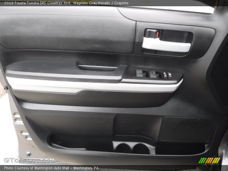 Magnetic Gray Metallic / Graphite 2019 Toyota Tundra SR5 CrewMax 4x4