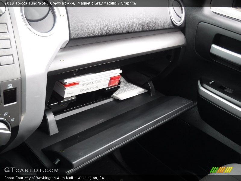 Magnetic Gray Metallic / Graphite 2019 Toyota Tundra SR5 CrewMax 4x4