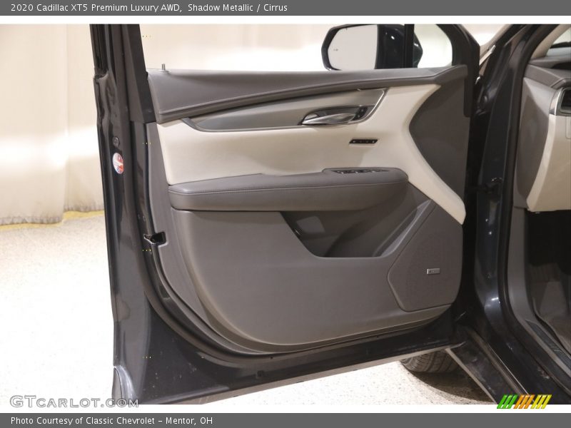 Door Panel of 2020 XT5 Premium Luxury AWD