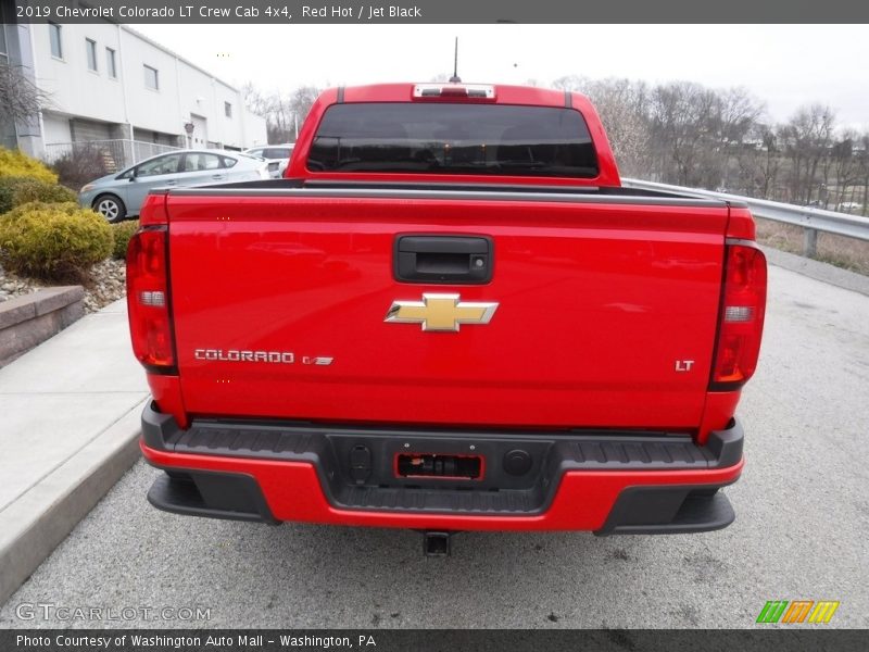 Red Hot / Jet Black 2019 Chevrolet Colorado LT Crew Cab 4x4