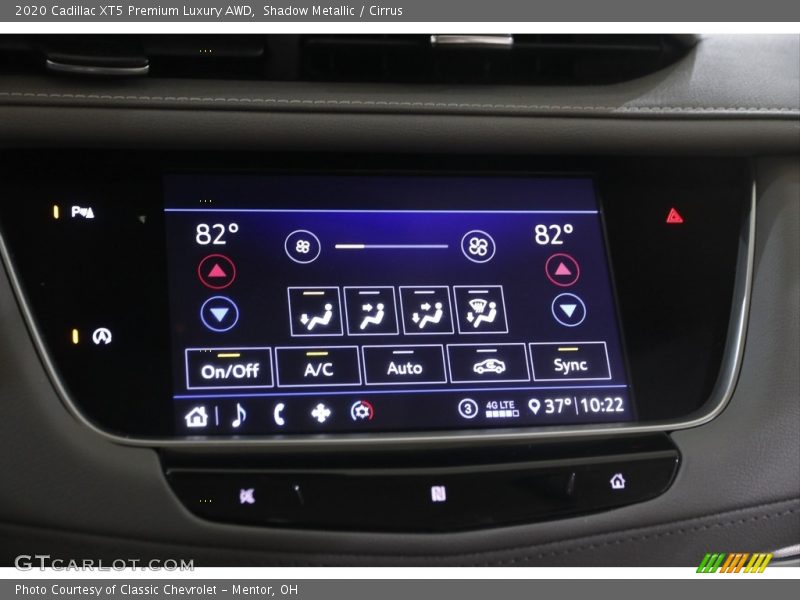 Controls of 2020 XT5 Premium Luxury AWD