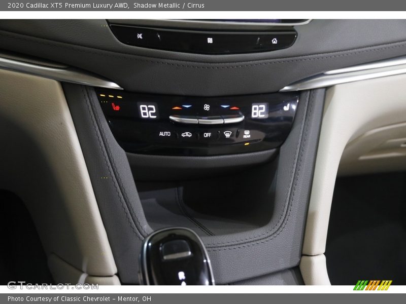 Controls of 2020 XT5 Premium Luxury AWD
