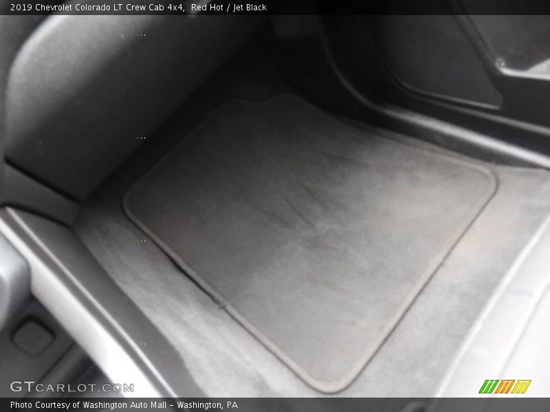 Red Hot / Jet Black 2019 Chevrolet Colorado LT Crew Cab 4x4