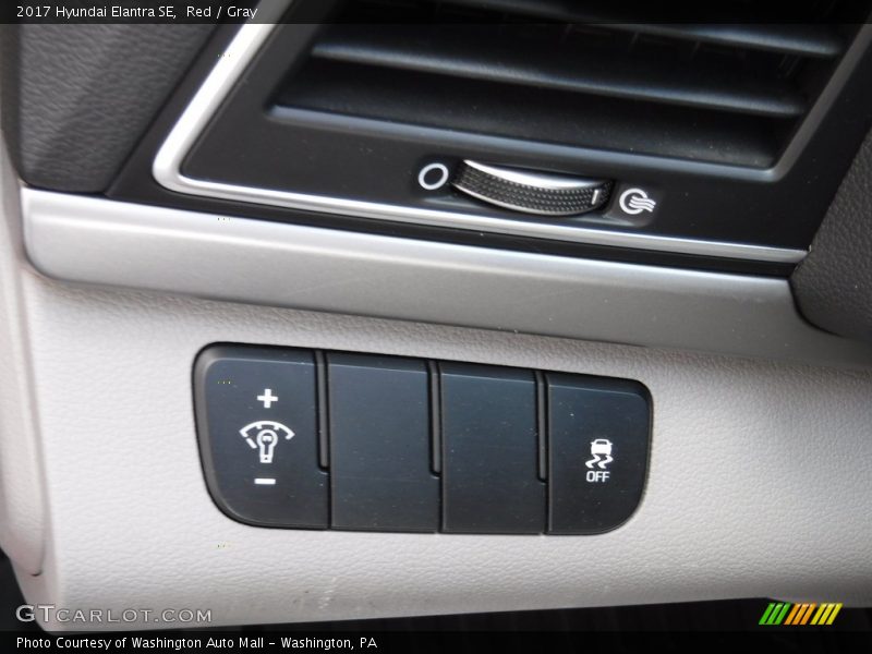Red / Gray 2017 Hyundai Elantra SE