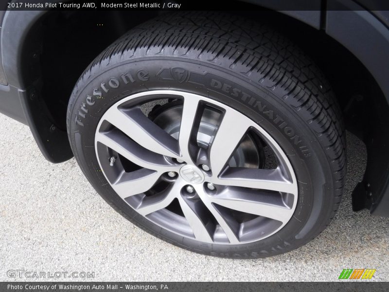 Modern Steel Metallic / Gray 2017 Honda Pilot Touring AWD