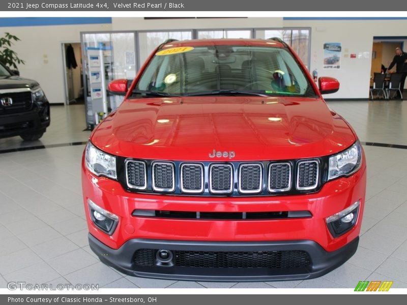 Velvet Red Pearl / Black 2021 Jeep Compass Latitude 4x4