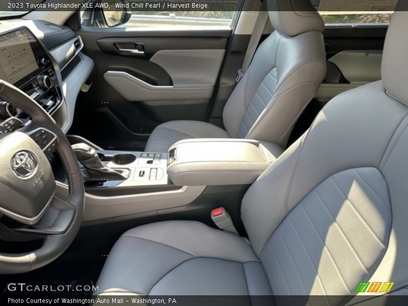 Wind Chill Pearl / Harvest Beige 2023 Toyota Highlander XLE AWD