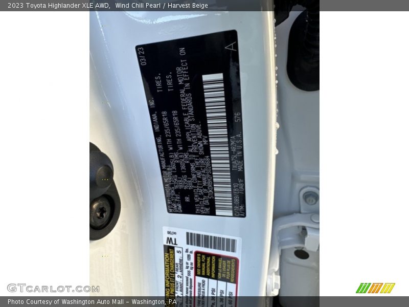 Wind Chill Pearl / Harvest Beige 2023 Toyota Highlander XLE AWD