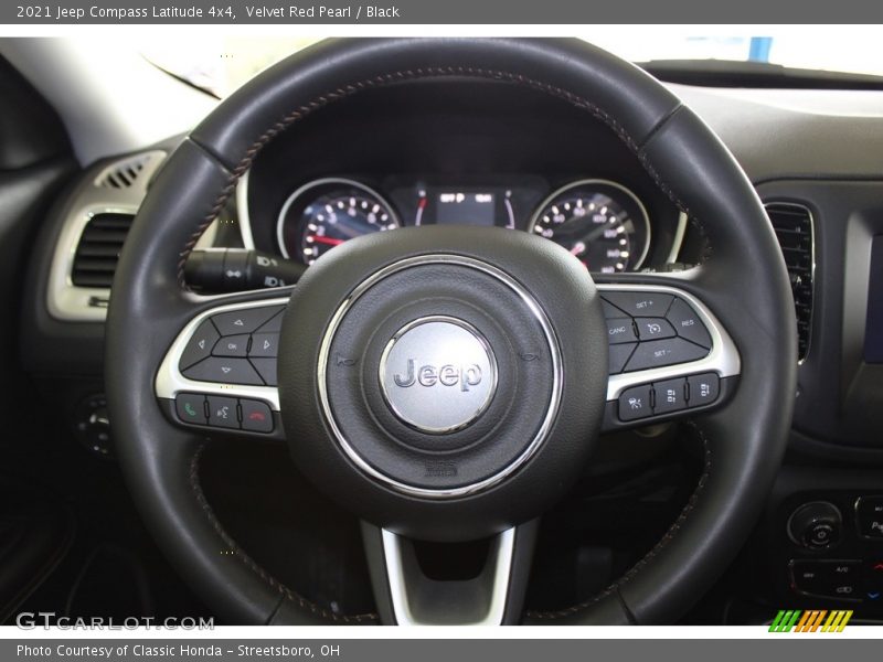  2021 Compass Latitude 4x4 Steering Wheel