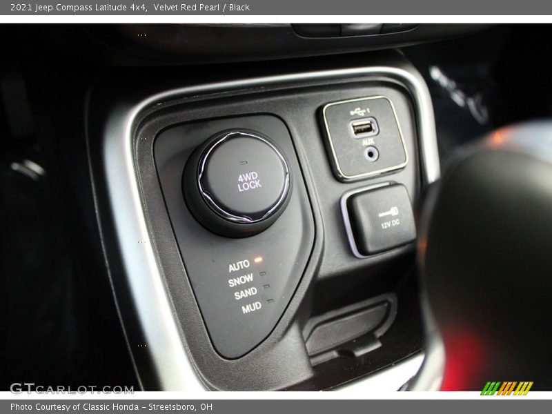 Controls of 2021 Compass Latitude 4x4