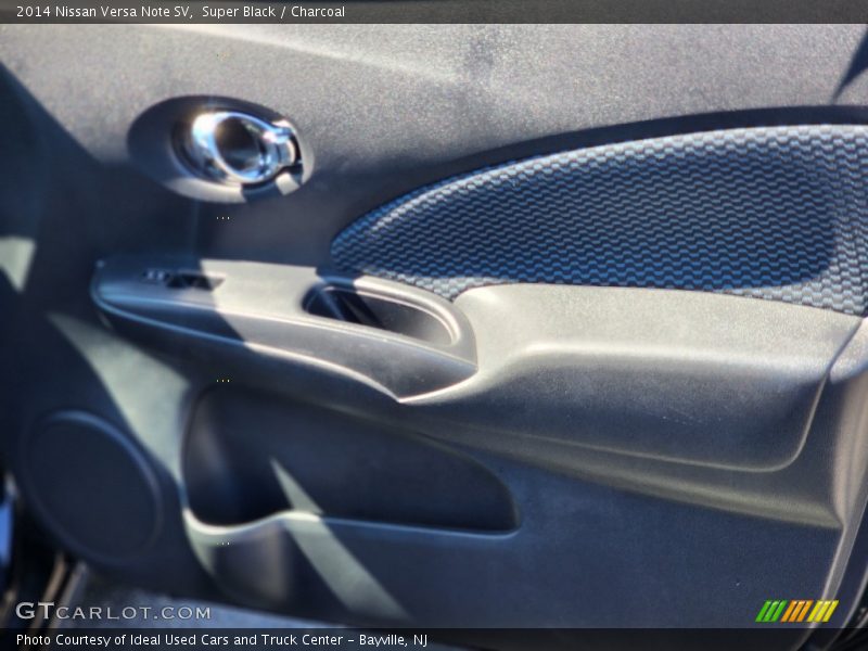 Super Black / Charcoal 2014 Nissan Versa Note SV