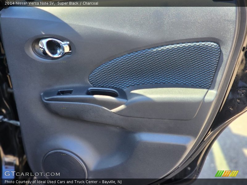 Super Black / Charcoal 2014 Nissan Versa Note SV
