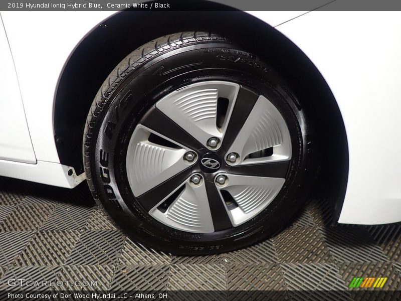 Ceramic White / Black 2019 Hyundai Ioniq Hybrid Blue